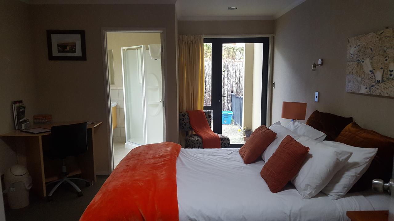 Heta Road B&B ニュープリマス エクステリア 写真